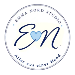 Emma Nord Studio – Stempel „Alles aus einer Hand“